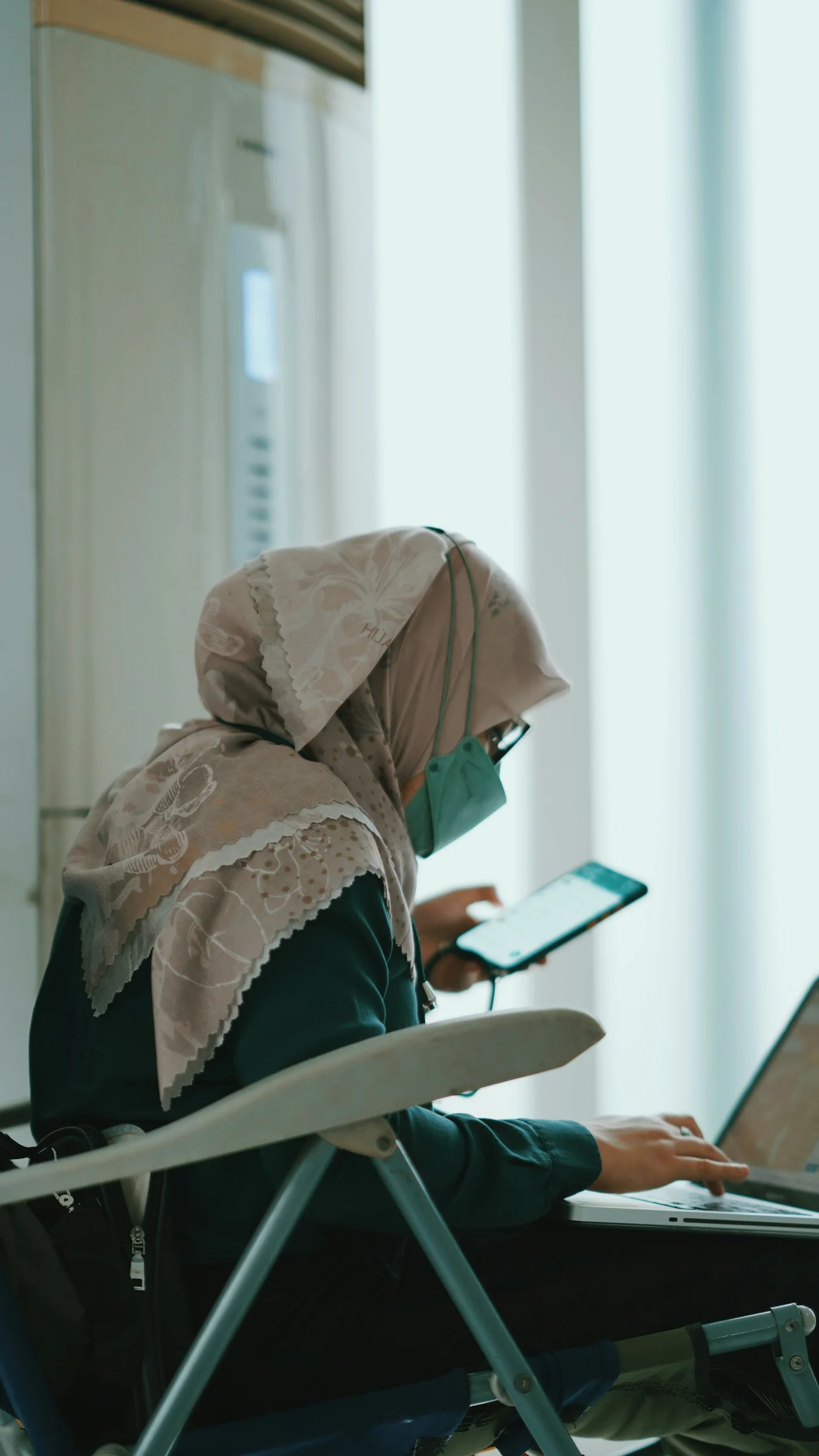 Tawakal dalam Bekerja: Menyeimbangkan Ikhtiar dan Berserah kepada Allah